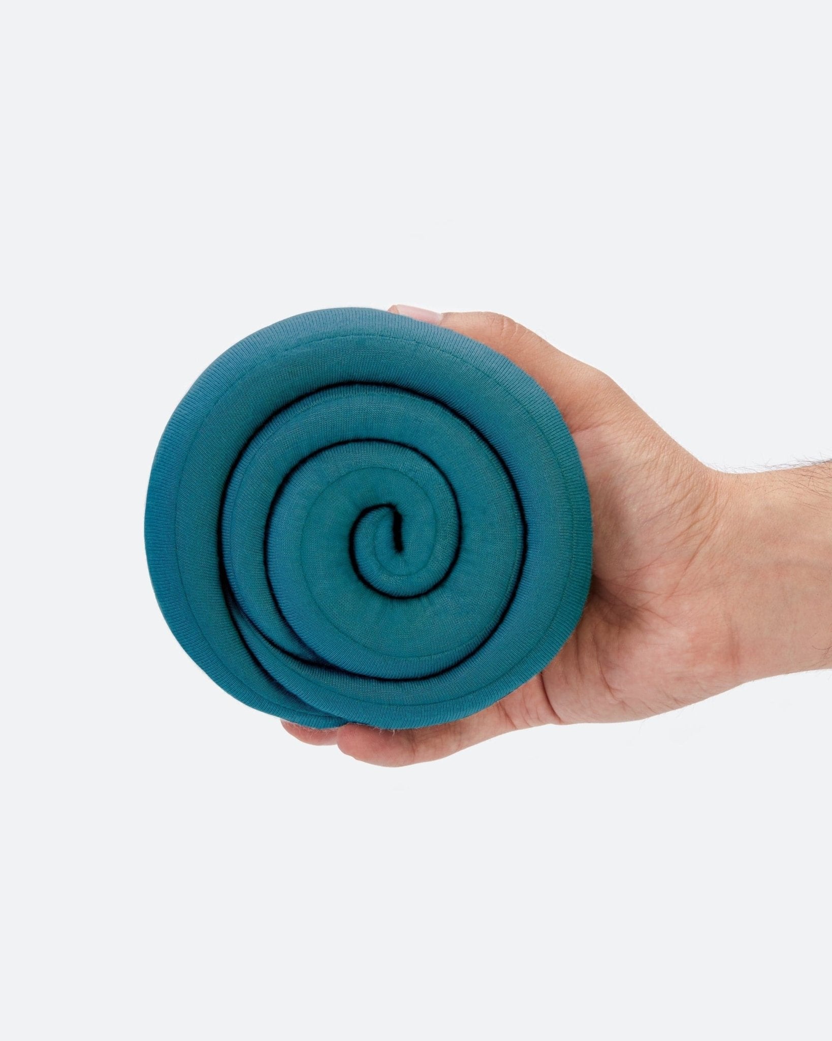 loop-eye-pillow-ostrichpillow_6_2x_48e93df0-7d78-4610-acb3-86a694b09b4c-828595.jpg
